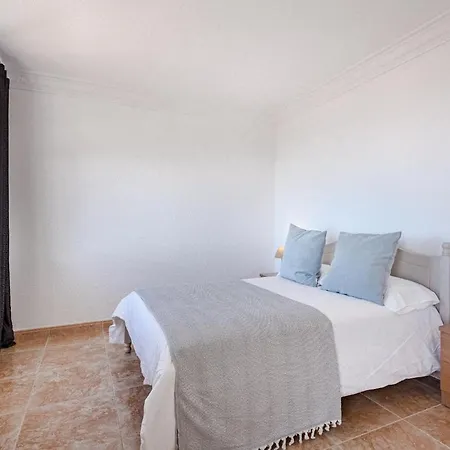 Ferienhaus Tantulia El Conde 2